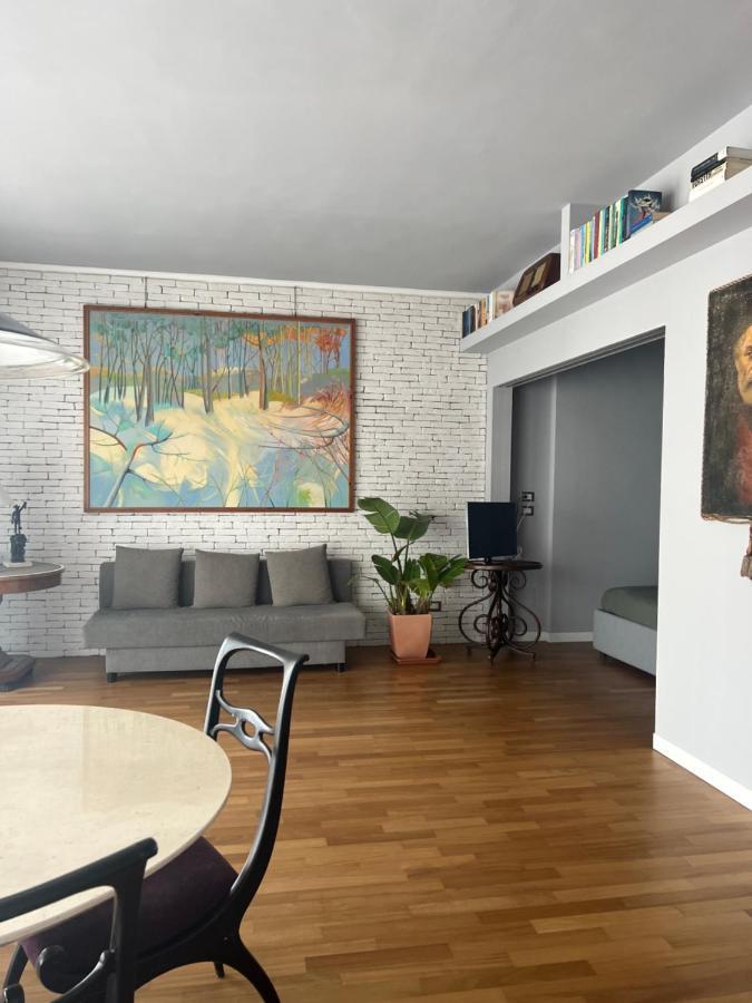 バーリLuxuryflat 42アパートメント エクステリア 写真